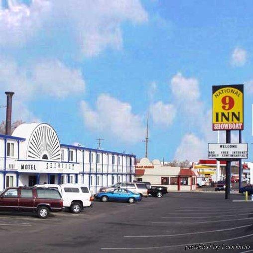 National 9 Inn Showboat Casper Extérieur photo